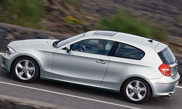 La BMW Série 1 Hatchback obtient des mises à jour mineures avant l’arrivée du modèle remanié