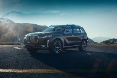 Les BMW M5 et BMW Concept X7 iPerformance au salon de l’auto de Dubaï