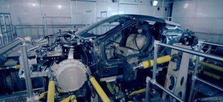 Vidéo : BMW montre son i8 Roadster en cours de fabrication