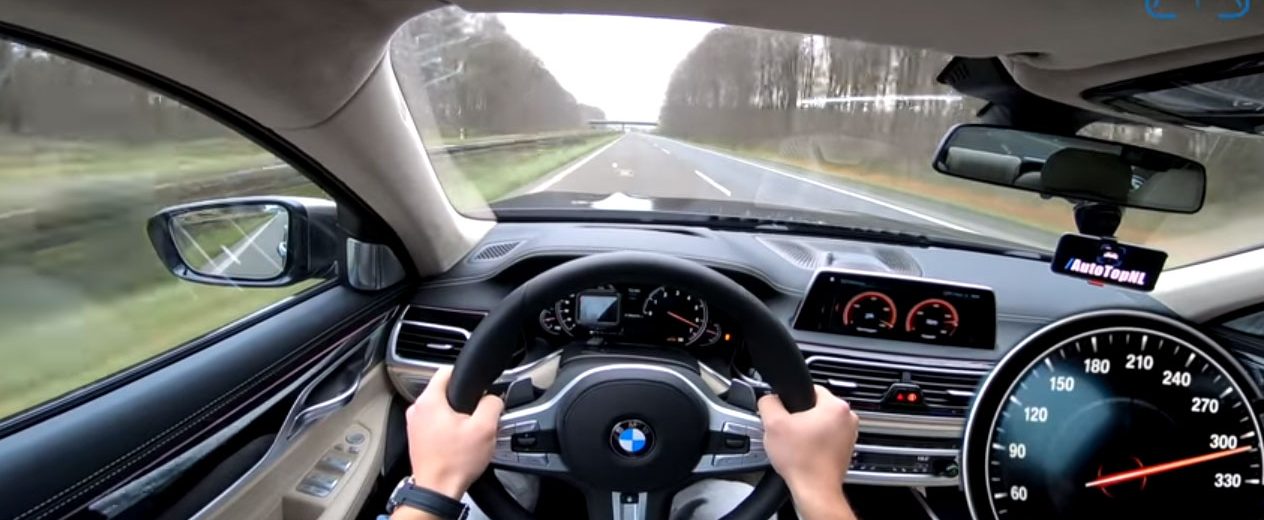 Vidéo : une BMW M760Li à 320 km/h sur l’autoroute
