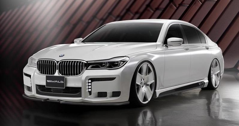 Wald International dévoile la BMW 7 Black Vison