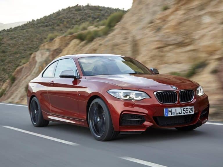 Des clichés volés de la BMW Série 2 2018