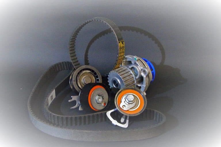 Besoin de remplacer la courroie de distribution de votre BMW ? Voici les essentiels à connaître