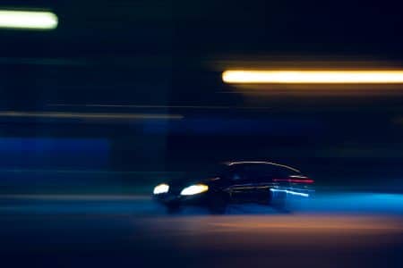 découvrez tout ce qu'il faut savoir sur le dépassement de la vitesse et les conséquences de cette infraction.