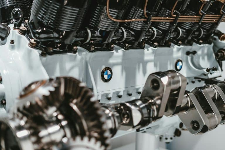 BMW Série 3 2024 : Faut-il s&rsquo;inquiéter de la disparition de certains moteurs ? Découvrez pourquoi il reste toujours autant de choix