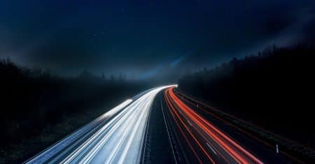 découvrez les avantages des voitures électriques et adoptez un mode de transport écologique avec notre sélection de véhicules électriques innovants.