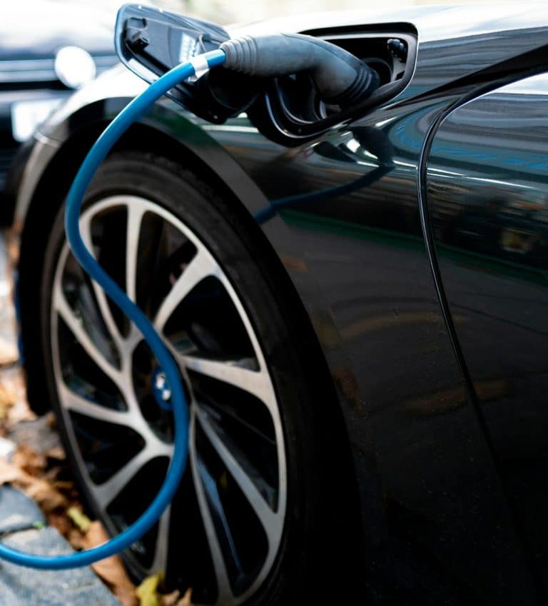 Comment la BMW se positionne-t-elle comme l&rsquo;avenir de l&rsquo;industrie automobile ?