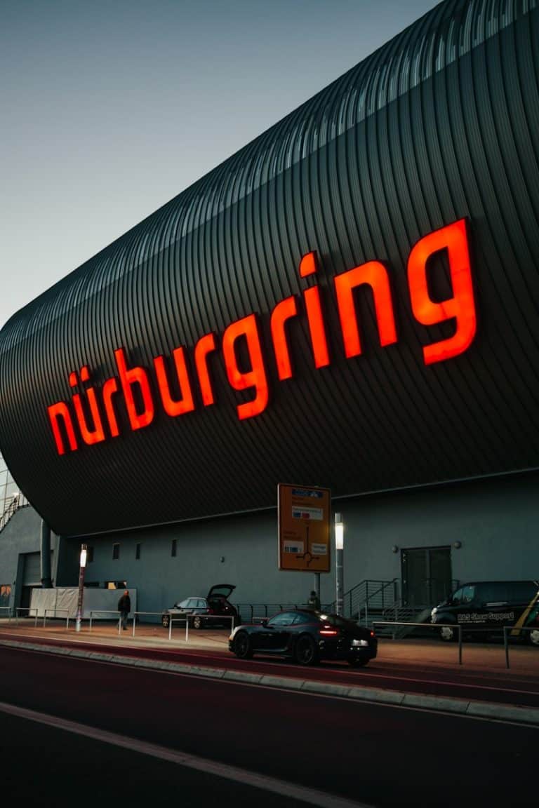 Comment l&rsquo;équipe BMW M Team RMG a-t-elle réussi à enchaîner lors des 24 heures du Nürburgring en Q2 ?