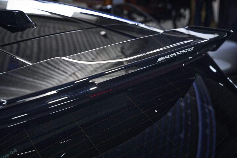 Le nouveau BMW M135 avec pièces M Performance : la vidéo exclusive qui va faire exploser les passions des fans d&rsquo;automobile
