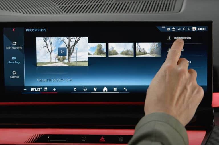 Découvrez la vérité cachée derrière l&rsquo;application BMW Drive Recorder : une dashcam intégrée inattendue