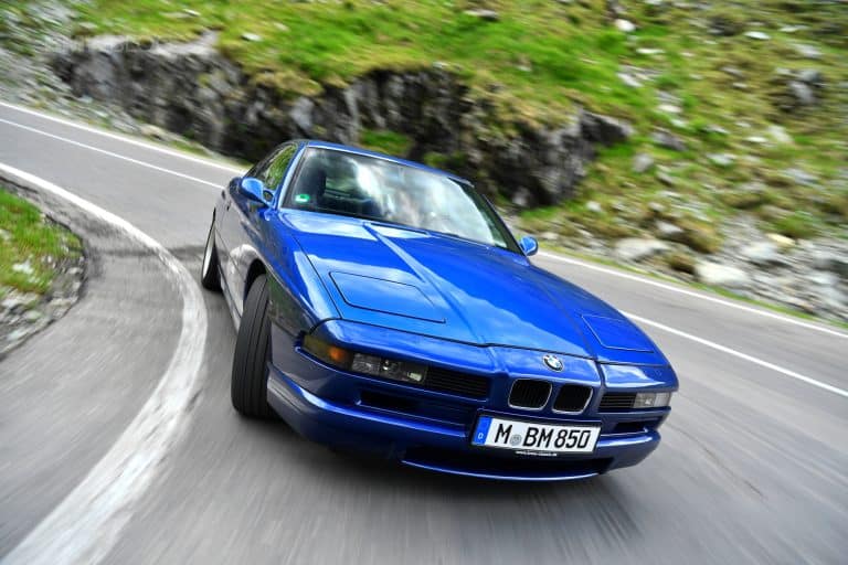 Les croquis secrets de la BMW 8 Series E31 enfin révélés : un détail inattendu qui aurait tout changé