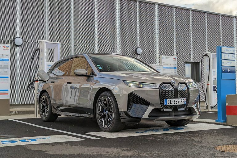 Scandale : BMW annule un contrat de plusieurs milliards d&rsquo;euros ! Découvrez les détails d&rsquo;une décision qui secoue l&rsquo;industrie
