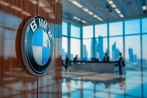 BMW réduit ses prévisions pour 2024 : quels défis mondiaux se cachent derrière cette décision inattendue ?