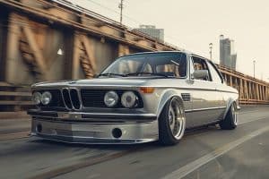 Découvrez pourquoi cette E21 3 Series modifiée avec un V8 a été élue meilleure voiture de 2024