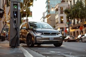 Découvrez Comment la BMW i3 Révolutionne la Mobilité Électrique avec Audace