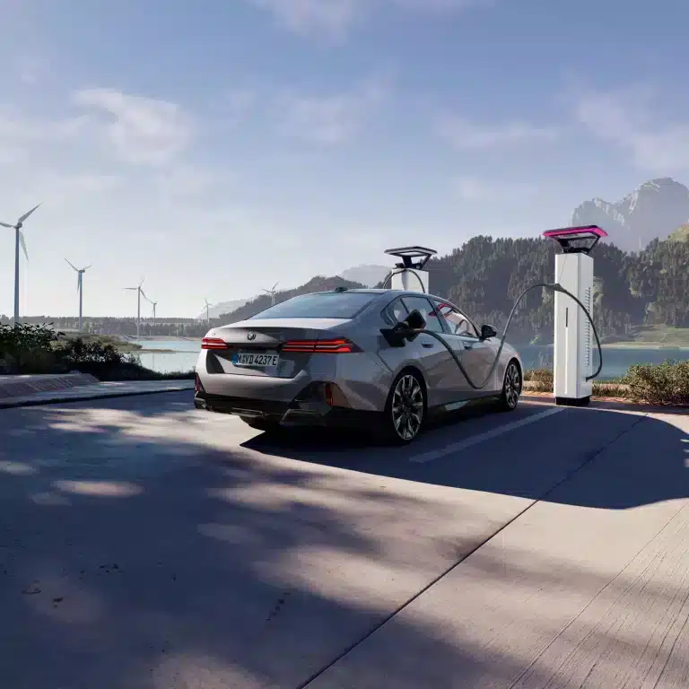 BMW frappe fort aux USA : son accès aux Superchargers Tesla s&rsquo;annonce comme le tournant qui va bouleverser le marché en trainer la chute de Tesla