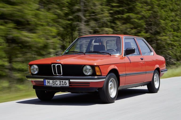 Cette BMW 3 Series fête ses 50 ans comme une icône éternelle au Concorso d&rsquo;Eleganza Villa d&rsquo;Este 2025