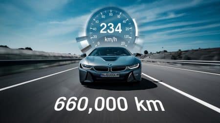 Cette BMW à 660 000 km fonce à 234 km/h sur l'autoroute : une prouesse mécanique ou une folie ?