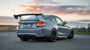 Cette BMW M2 signée Manhart éclipse la Ferrari F12 avec ses 738 chevaux et un aileron arrière spectaculaire