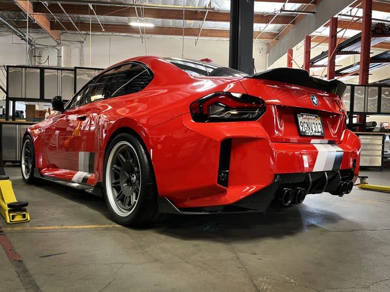 La transformation incroyable du BMW M2 en projet aftermarket promet de surprendre et de redéfinir le style automobile