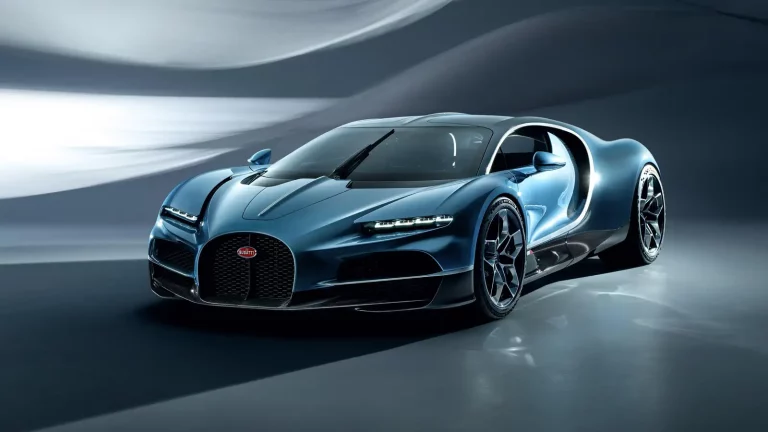 Cette nouvelle hypercar de Bugatti s’élève au rang d’œuvre d’art avec une instrumentation inspirée des montres de luxe