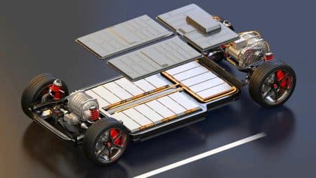 CATL révolutionne avec des batteries échangeables en 100 secondes, visant 30 000 stations en Chine d&rsquo;ici 2030