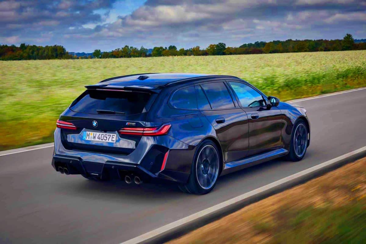 BMW M pulvérise tous les records en 2024 : une année historique qui bouleverse l’industrie automobile Cette année record : BMW M vend 206 582 exemplaires en 2024, une croissance de 13 ans ininterrompue