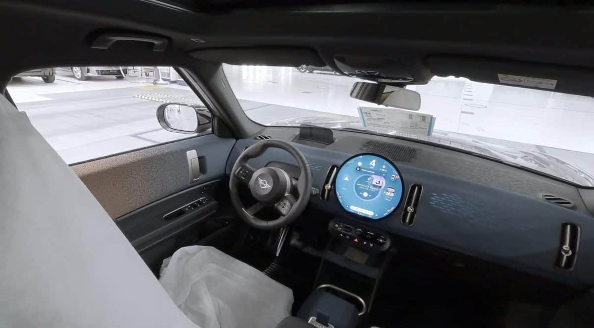 Cette révolution : les usines BMW s&rsquo;animent sans conducteur, comme un ballet mécanique orchestré par l&rsquo;intelligence artificielle
