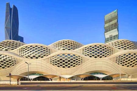 L&rsquo;Arabie saoudite dévoile un métro autonome titanesque : 176 km pour transporter 3,6 millions de passagers par jour