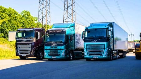 Volvo révolutionne le transport : objectif 100% sans émissions d&rsquo;ici 2040 grâce à l&rsquo;hydrogène et aux batteries électriques