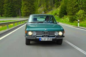 BMW dévoile enfin ses mystérieux E3 Kombi : des fantômes de l&rsquo;histoire aussi rares que des diamants de 100 carats