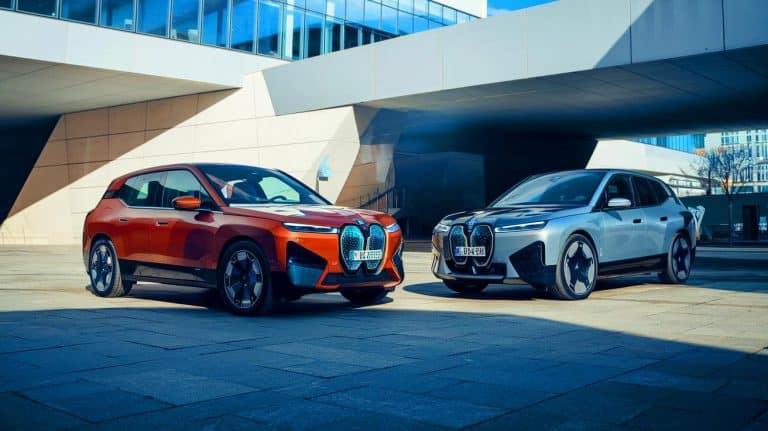BMW frappe fort : les iX et i4 dominent le classement 2025 des voitures électriques les plus satisfaisantes selon J.D. Power