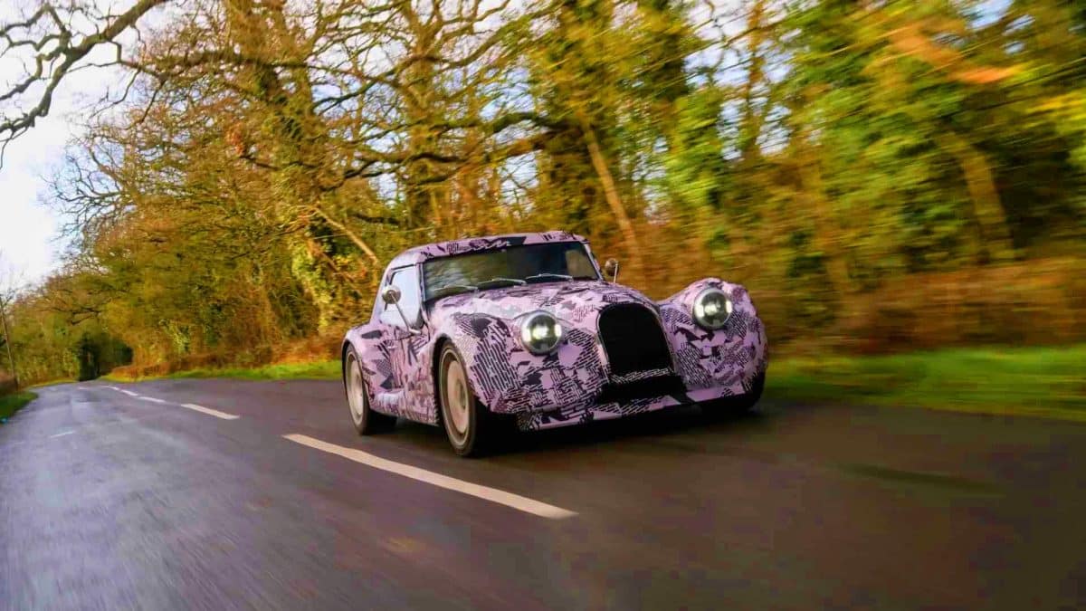 Ce nouveau bolide Morgan cache un cœur BMW : des performances époustouflantes dans un design rétro-futuriste révolutionnaire