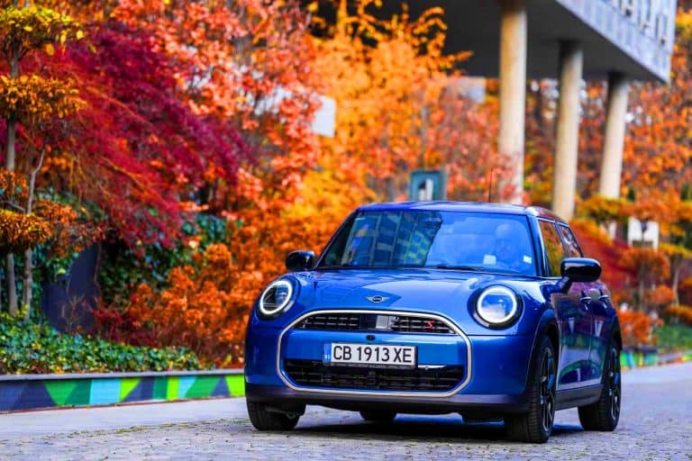 Les modèles MINI Oxford Edition font leur grand retour aux États-Unis en 2025 avec un style emblématique et un prix attractif