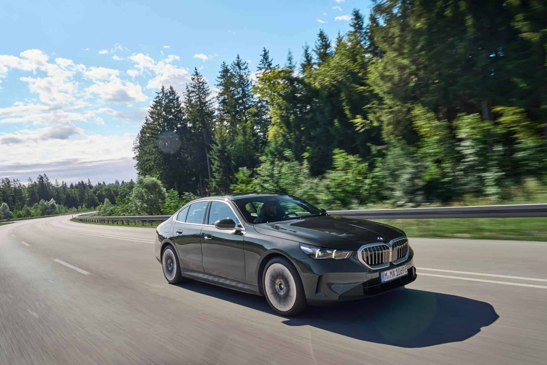 BMW Série 5 2025 en mouvement