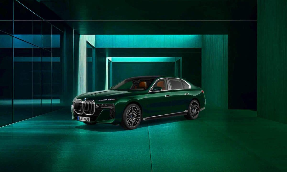 Cette BMW Série 7 en édition spéciale se pare d’un vert Peridot exclusif : le luxe atteint un nouveau sommet Cette BMW 7 Series inédite : 15 exemplaires à 294 millions de won, un vert Peridot pour une élégance rare et électrisante