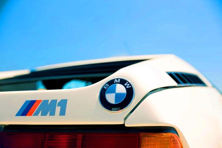 BMW Classic redonne vie à une M1 légendaire : cette icône accidentée renaît sous les mains des experts