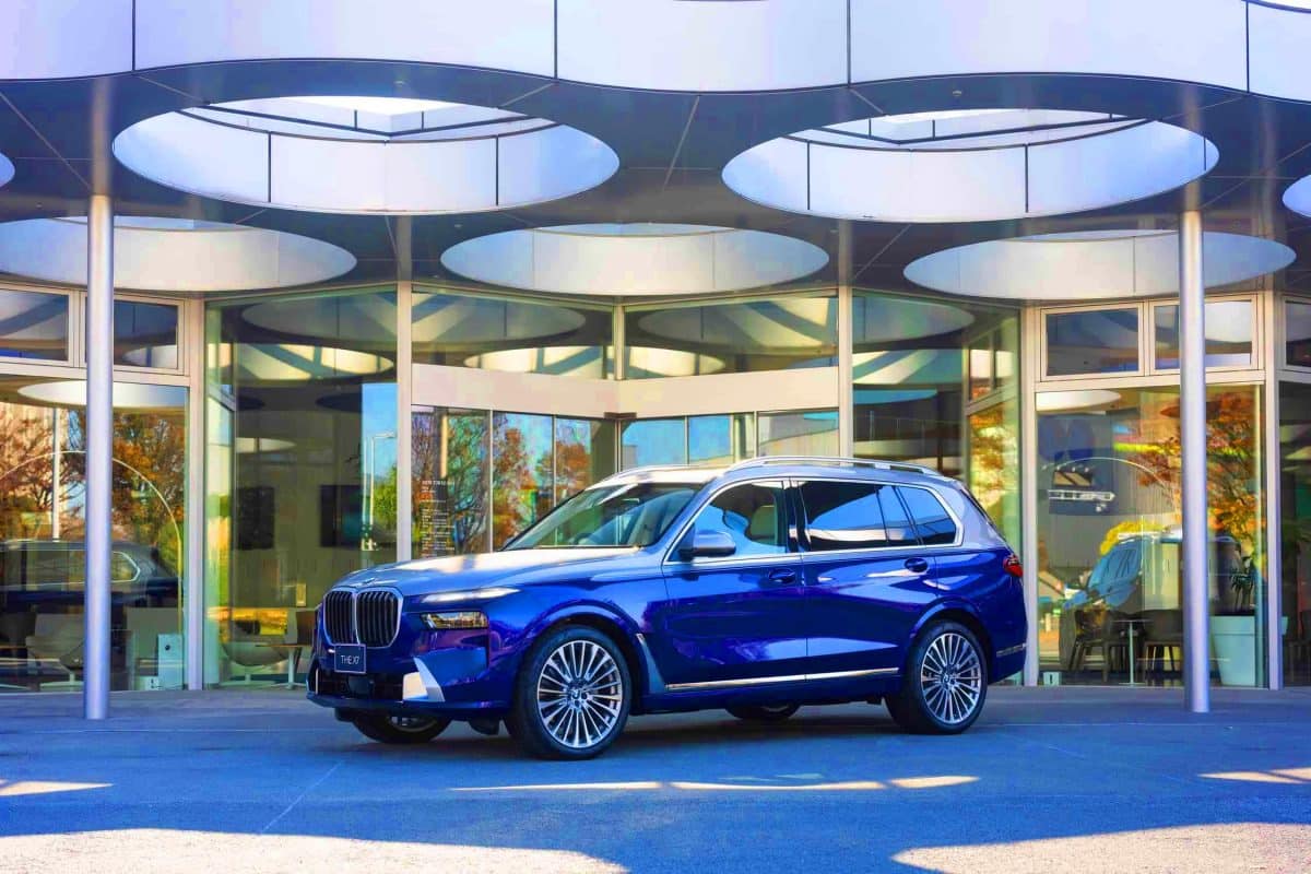 Cette BMW X7 à 15 000 étoiles brillantes défie Rolls-Royce mais reste inatteignable pour tous les passionnés