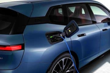 La BMW iX xDrive45 2026: une puissance de charge 175 kW qui écrase l&rsquo;ancienne xDrive40 avec ses 150 kW!