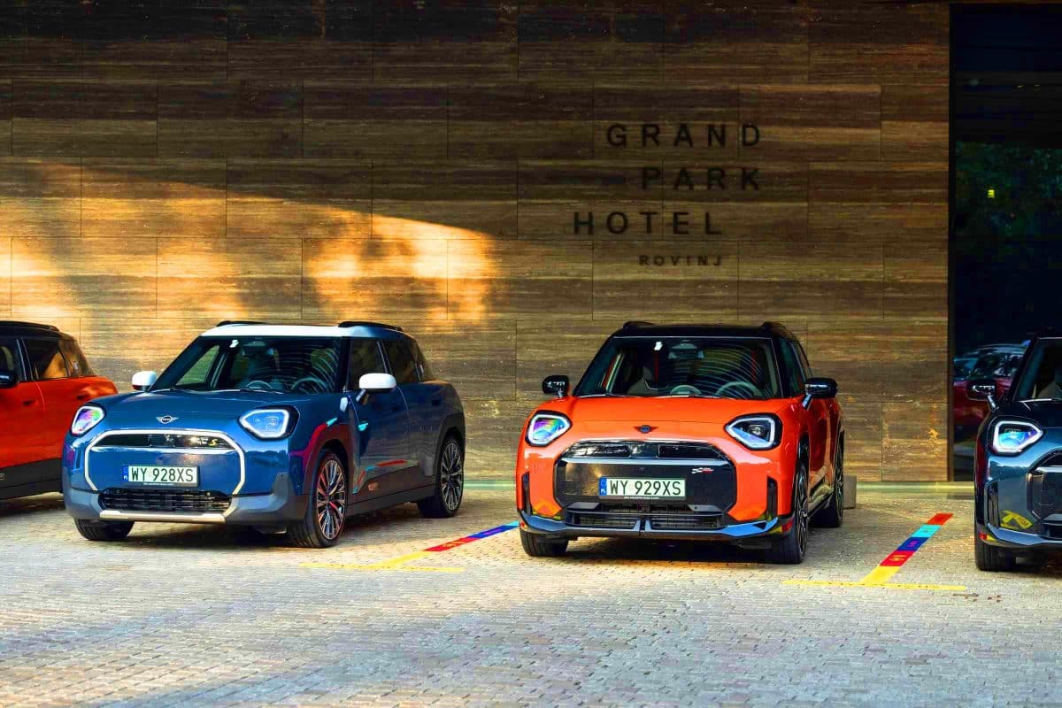 Tesla et BMW Déclarent la Guerre à l&rsquo;UE : Des Tarifs Frappant jusqu&rsquo;à 35,3% Menacent l&rsquo;Avenir Électrique Européen