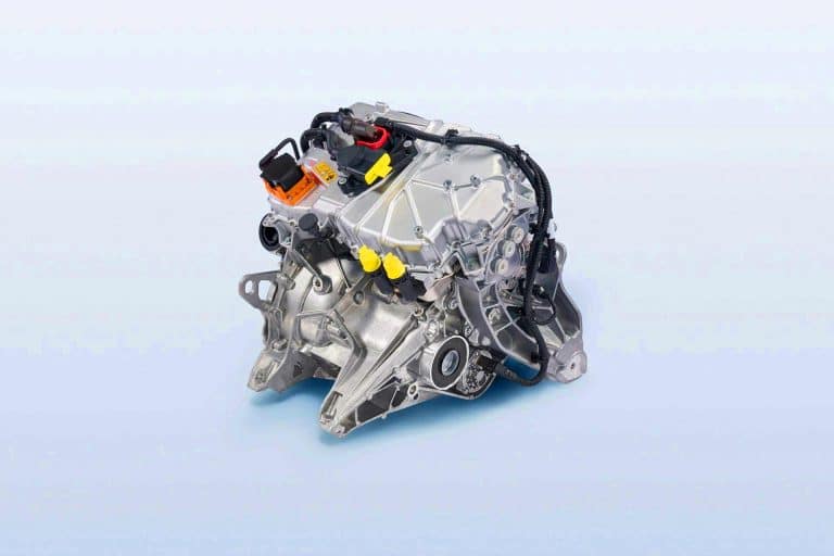 BMW révolutionne la conduite hivernale : ce moteur de nouvelle génération recule dans la neige et sur la glace comme par magie