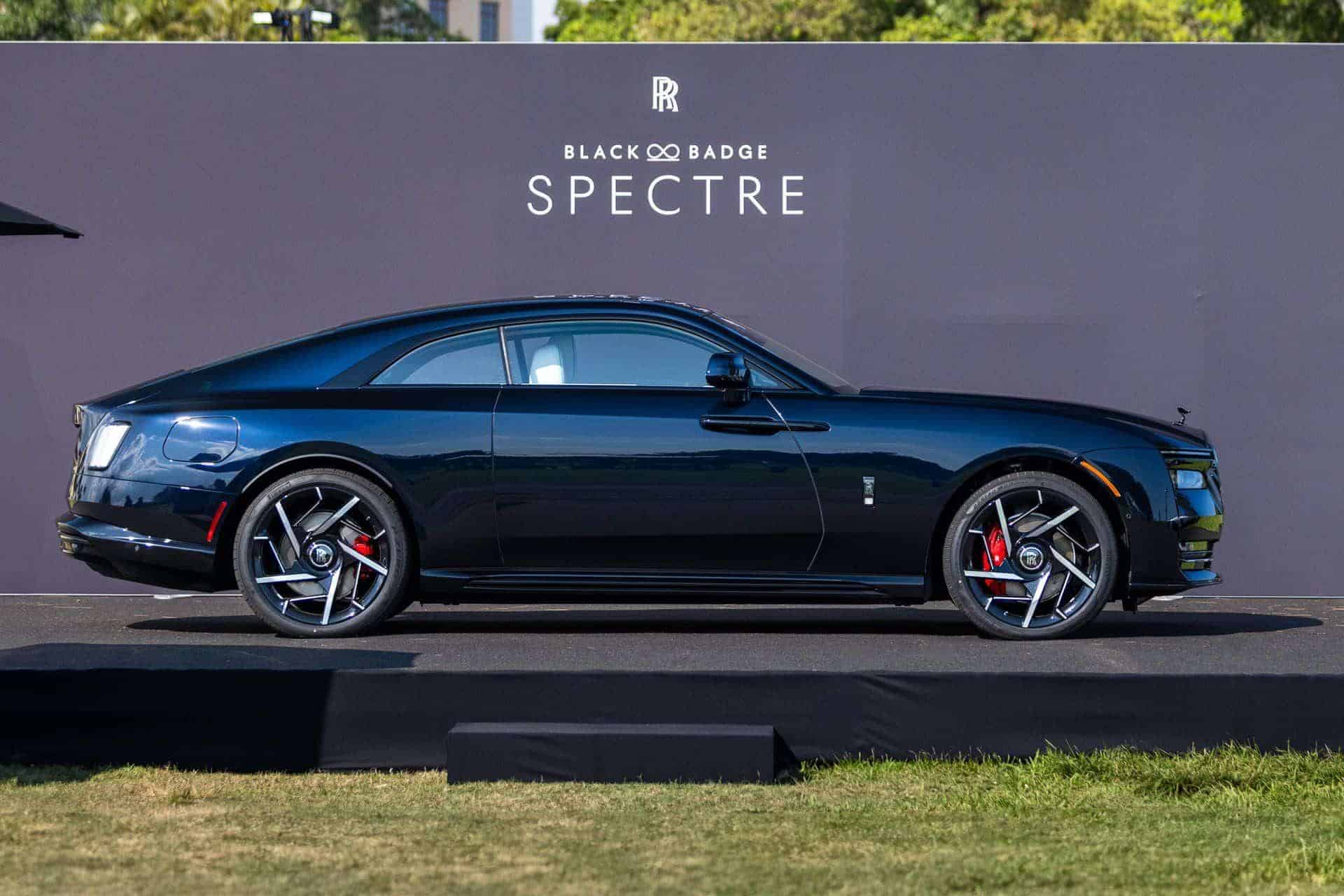 Rolls Royce Spectre Black Badge 02