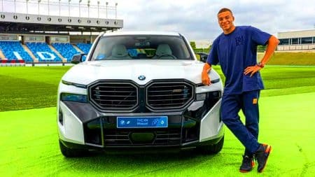 Kylian Mbappé face à une interdiction sidérante : sa BMW à 180 000€ ne peut pas toucher le bitume français, découvrez pourquoi
