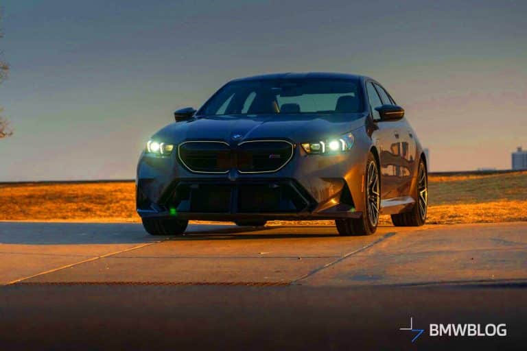 « Une légende sur quatre roues » : le nouveau BMW M5 2025 redéfinit la route avec ses innovations stupéfiantes