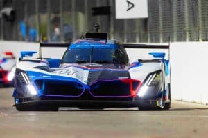 BMW M Hybrid V8 pulvérise la concurrence avec une troisième pole, mais la victoire se fait cruellement désirer dans l&rsquo;IMSA