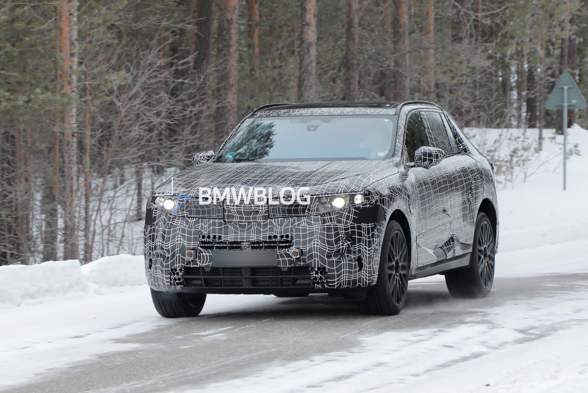 Prototype du BMW X5 2027 (G65) repéré avec de nouvelles poignées de porte, version hybride rechargeable