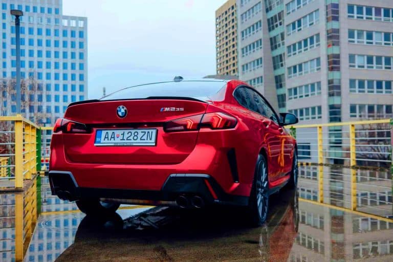 « Elle enflamme la route » : la BMW M235 Gran Coupé 2025 s’habille en rouge ardent et fait tourner toutes les têtes avec son style ravageur