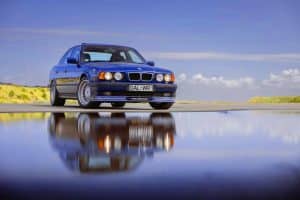 « L&rsquo;ultime chef-d&rsquo;œuvre d&rsquo;Alpina » : cette dernière B10 Bi-Turbo jamais fabriquée fascine le monde automobile avec son design et sa puissance inégalés