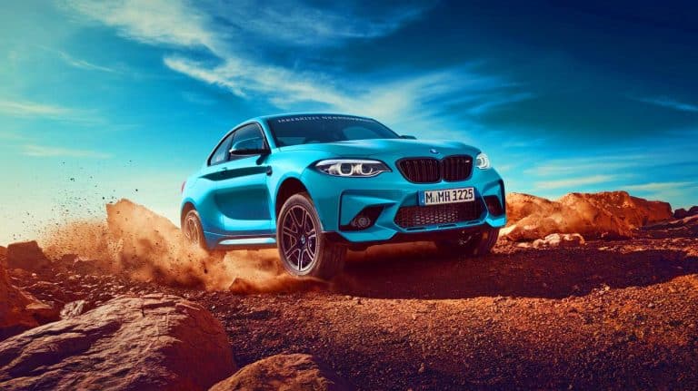 « Monstre des routes et des pistes » : la BMW M2 Dakar, ce bolide géant qui redéfinit l’aventure tout-terrain avec puissance et audace