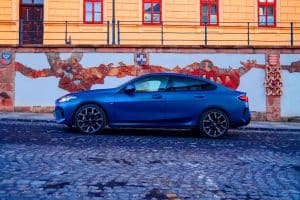 « Un bleu mat jamais vu » : la BMW 2 Series Gran Coupe Diesel 2025 surprend le monde automobile avec sa couleur révolutionnaire et audacieuse